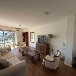 Penthouse De 3 Dormitorios Con Terraza Y Parrillero | Garaje Doble