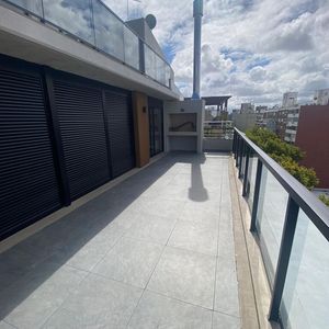 Apartamento Penthouse En Alquiler A Estrenar En Pocitos | 2 Dormitorios (1 En Suite) | Gran Terraza