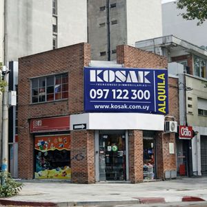 Local En Alquiler En Esquina Estratégica De Pocitos