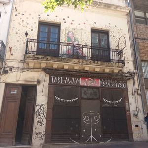 Local Más Casa De Alto