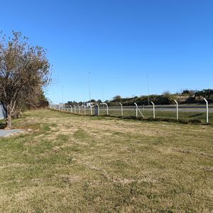 Alquiler Gran Galpon Industrial Proximo Bypass Ruta 101 Y Ruta 8