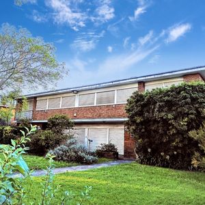 Alquiler Gran Residencia Ideal Empresa, Oficinas O Clinicas