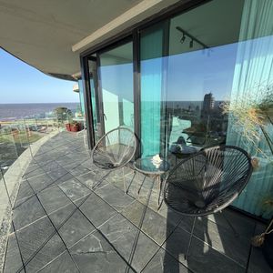Alquiler Apartamento 2 Dormitorios Y Servicio Forum Puerto Buceo
