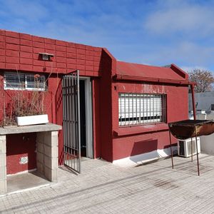 Alquiler Casa 3 Dormitorios En Planta Alta Malvin