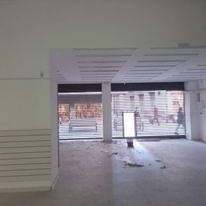 Sobre Sarandi A Pasos De La Puerta De La Ciudadela