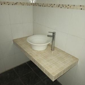 Apto/oficina Muy Amplio Y Confortable