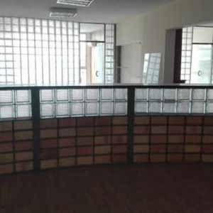Excelente Oficina De 220 M2.