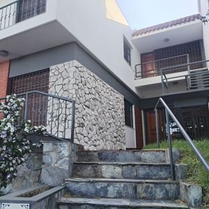 Venta De Dos Casas Excelentes En Un Mismo Padrón