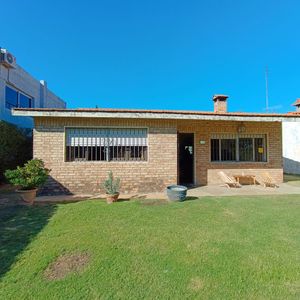 Venta Casa Carrasco Norte Sobre Avenida Ideal Empresa