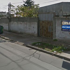 Venta | La Teja | Depósito Con Amplio Terreno Y Acceso Para Camiones