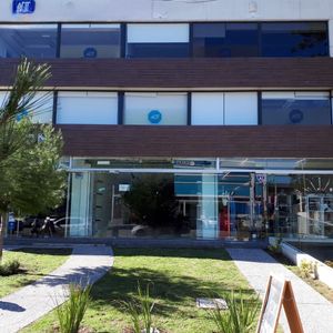 Local Comercial Con Renta En Excelente Ubicacion Del Centro De Carrasco