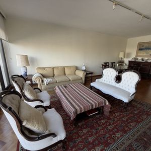 Venta Apartamento 3 Dormitorios Garage Pocitos