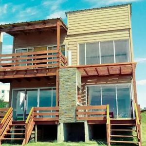 Venta Complejo De Casas Rústicas En La Rbla De Arachania Rocha.-