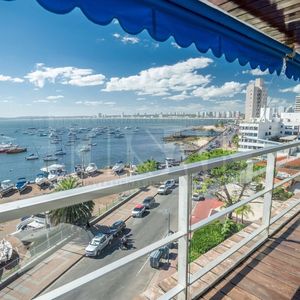 Punta Del Este, Península Al Puerto, Venta Imperdible Apart . 6 Dormitorios, 2 Gje Dpd. Totalemente
