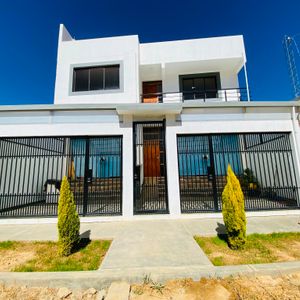 Hermosa Casa A Estrenar En Venta 