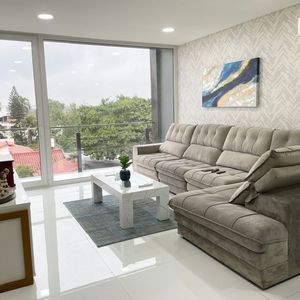 Dpto. De Lujo En Venta En Exclusivo Edificio De 4 Niveles