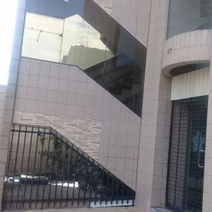 De Ocasion Vendo Edificio En El Centro A Pocos Mts Del Palacio De Justicia