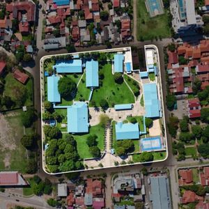 Propiedad En Venta- Zona Norte 6to Anillo Av. Alemana