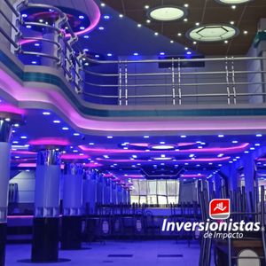 Edificio Comercial De 10 Pisos En Venta En El Alto