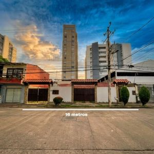 Casa/ Terreno En Venta - Zona Norte (beni 4to Anillo)