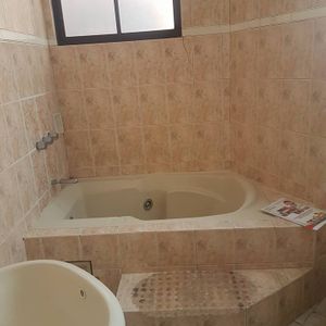 Sopocachi Departamento En Alquiler Plaza Adela Zamudio Sotomayor