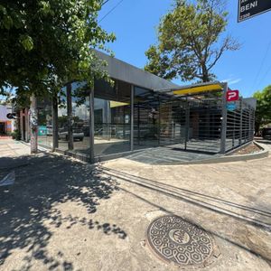 Local Comercial Sobre Avenida Beni