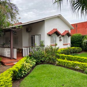 Casa En Venta Con Amplio Terreno En Venta, Zona Doble Via La Guardia