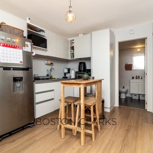 Apartamento En Venta De Un Dormitorio En Malvin Con Inquilinos