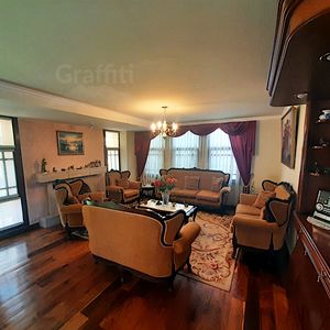 Casa En Venta En La Florida Cerca Del Colegio Saint Andrews.