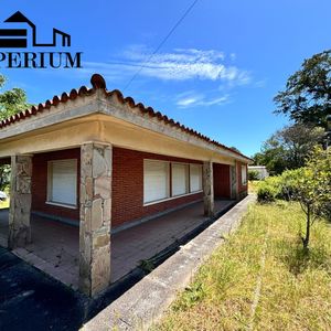 Casa A La Venta Ubicada En El Centro De Costa Azul, Canelones.