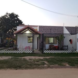 75.000 $ Bella Casa En Esquina Sobre Avenida Ecológica Urbanizacion Palma Verde