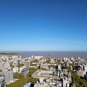 Alquiler - Oficina Cordon, 18 De Julio - Edificio Corporativo Primer Nivel - Vista Panoramica Unica En Montevideo