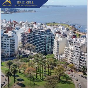 Venta Apartamento Dos Dormitorios Punta Carretas. Garaje