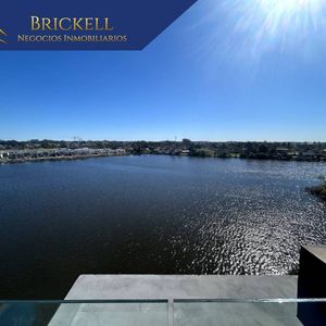 Venta Apartamento 2 Dormitorios Con Vista Al Lago Sobre Av. Las Américas