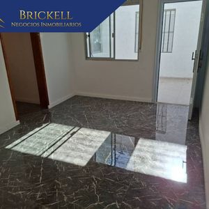 Apartamento Venta La Comercial 1 Dormitorio Con Patio Exclusivo Y Azotea Transitable