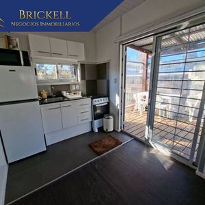 Casa En Venta Los Titanes Sur 1 Dormitorio Con Gran Fondo