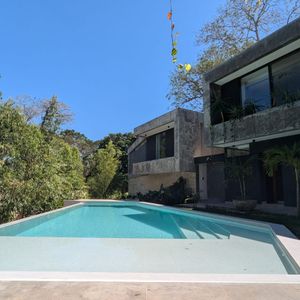    Urubo Golf, Hermosa Casa  A Estrenar 431m2 En 1333m2 Terreno