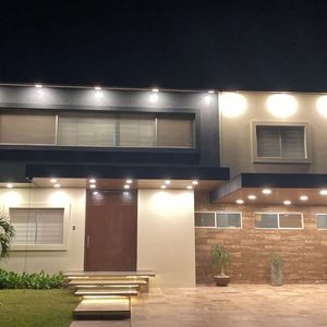 Hermosa Casa En El Cond. Santa Cruz La Vieja-urubo