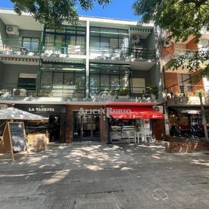 Berro Y Buxareo. Muy Amplio. 58 Mts., Pocitos Nuevo