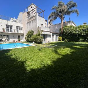 Prudencio De Pena Y Ponsonby! Casa Ideal Oficina. 720 Mts Edificados.800 Mts Terreno,14-15 Ambientes. 6 Baños. Garaje X 4. Gran Fondo! Barbacoa Y Piscina.