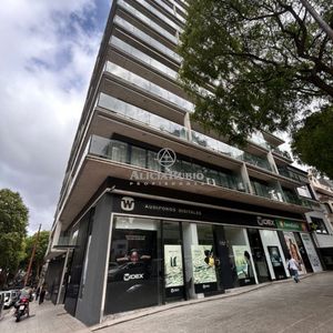 Con Renta $32.500 Julio 2026 Con Opcion A 1 Año Mas. Garantia Sura. Alquilado A Consultorio. Amenities. Gc$5.200. Br Artigas Y Maldonado. Cuore