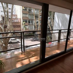 Marti Prox 26 De Marzo. Balcones. Todo Reciclado 2011! 137 Mts Totales. 2 Garajes. Gc$21.000  Losa Y Port.