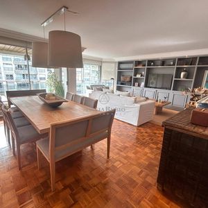 Bv. España 2820 Esq. Ellauri. Balcon, Estar, 3 Dorm + Serv +4 Baños+ 2 Garajes. Box. Barbacoa Comun! Gc$20.000