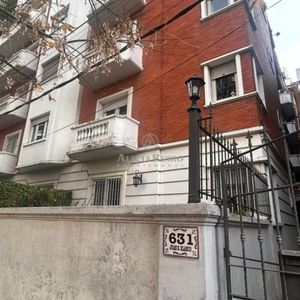 Benito Blanco Y Vazquez Ledesma. Balcones. 2 Dorm + Serv. No Gje. Alquila.