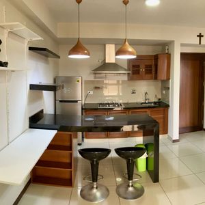 Alquiler Departamento Amoblado, Macororo 8