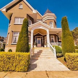 Casa En Venta - Jardines Del Sur Achumani