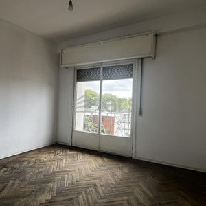 Apartamento En Alquiler / Centro - Inmobiliaria Lars