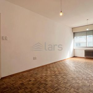 Apartamento En Alquiler / Cordón - Inmobiliaria Lars