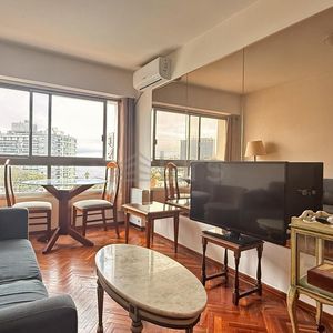 Apartamento En Alquiler / Punta Carretas - Inmobiliaria Lars