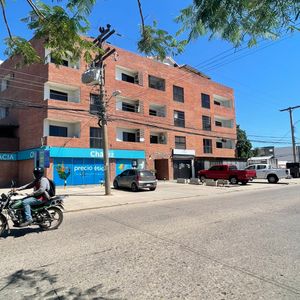 Edificio En Venta O Alquiler En Santa Cruz, Sobre Av Radial 